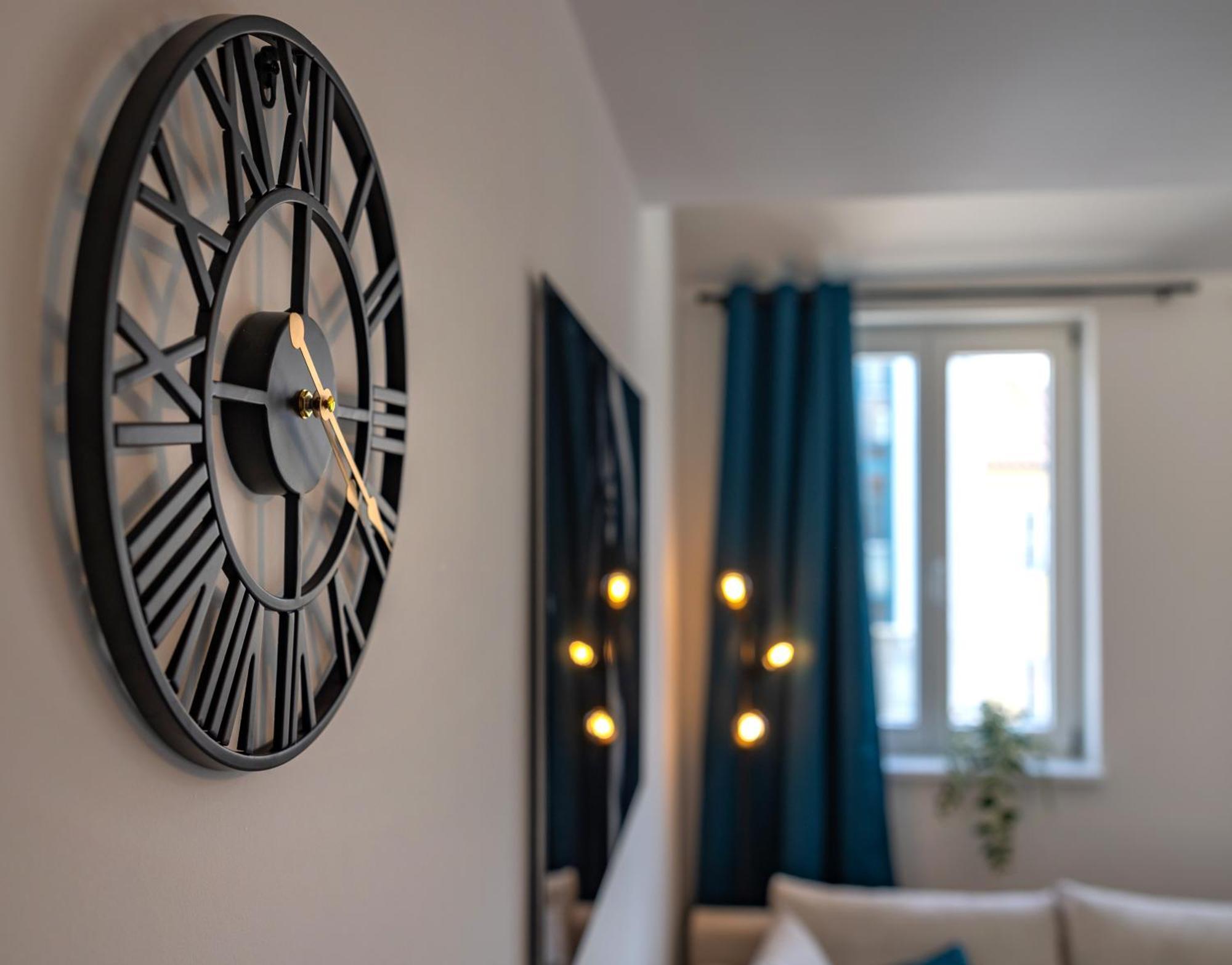 Sweethome - Maisonette Apartment, Parkplatz, Wifi, Naehe Zentrum Фюрстенфельдбрук Екстер'єр фото