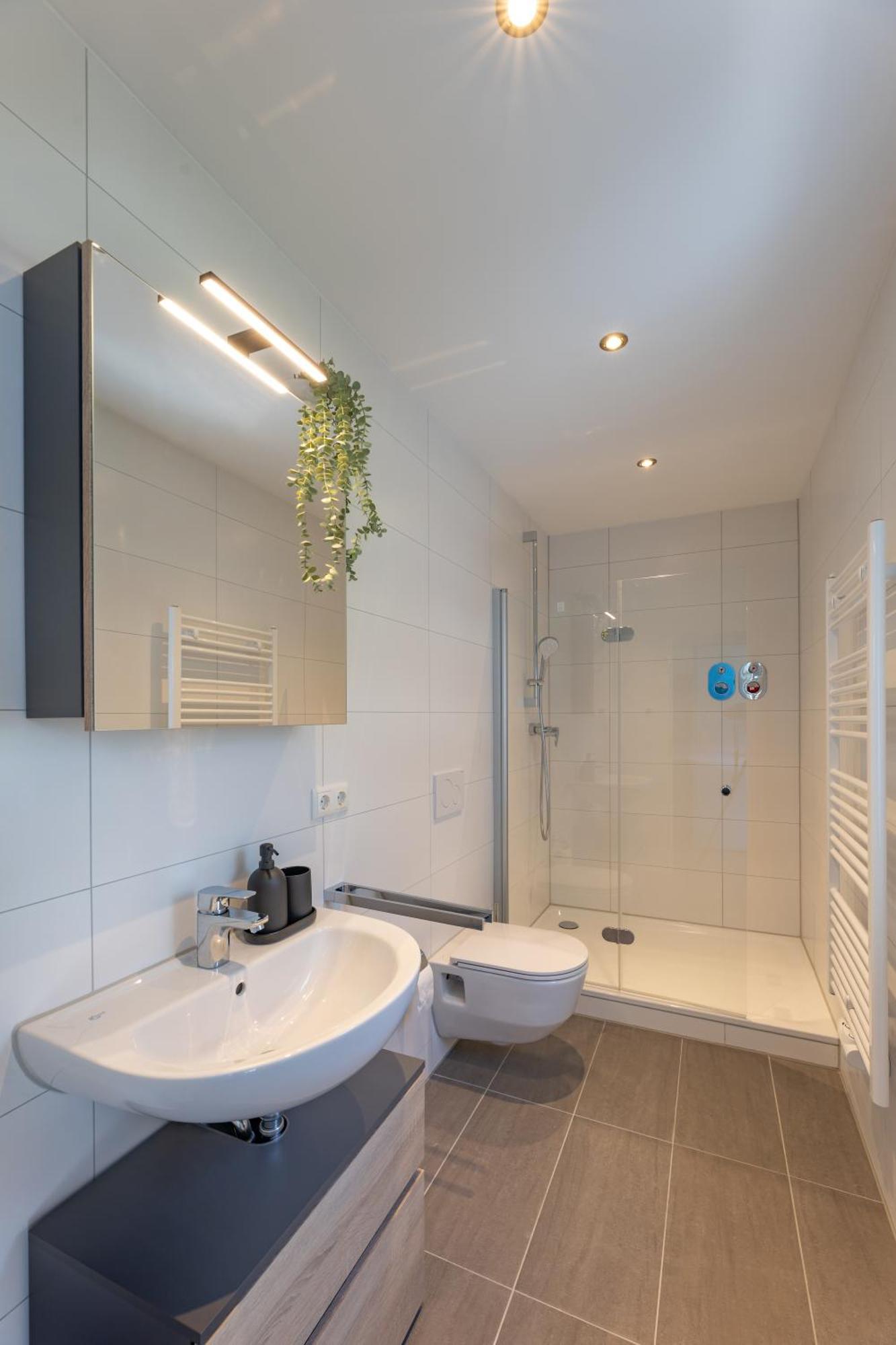 Sweethome - Maisonette Apartment, Parkplatz, Wifi, Naehe Zentrum Фюрстенфельдбрук Екстер'єр фото