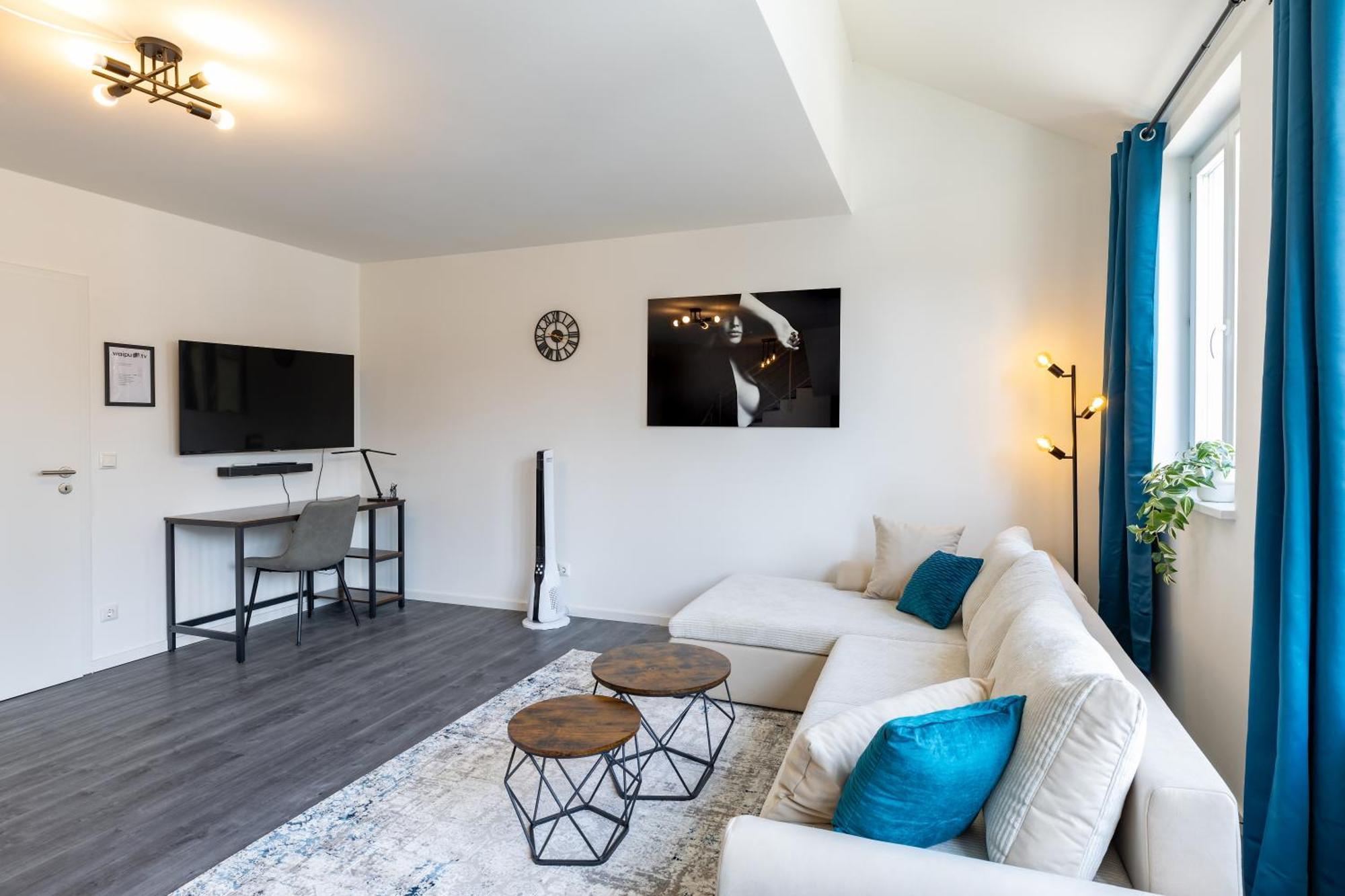 Sweethome - Maisonette Apartment, Parkplatz, Wifi, Naehe Zentrum Фюрстенфельдбрук Екстер'єр фото